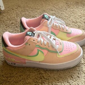 Nike Air Force 1 size 9.5. Only worn a few times.
